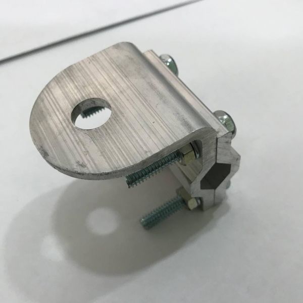 Кронштейн (врепление) для антенны на автомобиль, дюраль Кронштейн (врепление) для антенны на автомобиль, дюраль