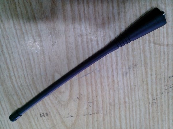 Антенна для портативной рации, радиостанции Motorola UHF Антенна для портативной рации, радиостанции Motorola UHF