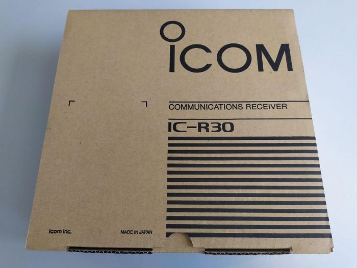 Icom IC-R30 - широкодіапазонний зв'язковий скануючий приймач