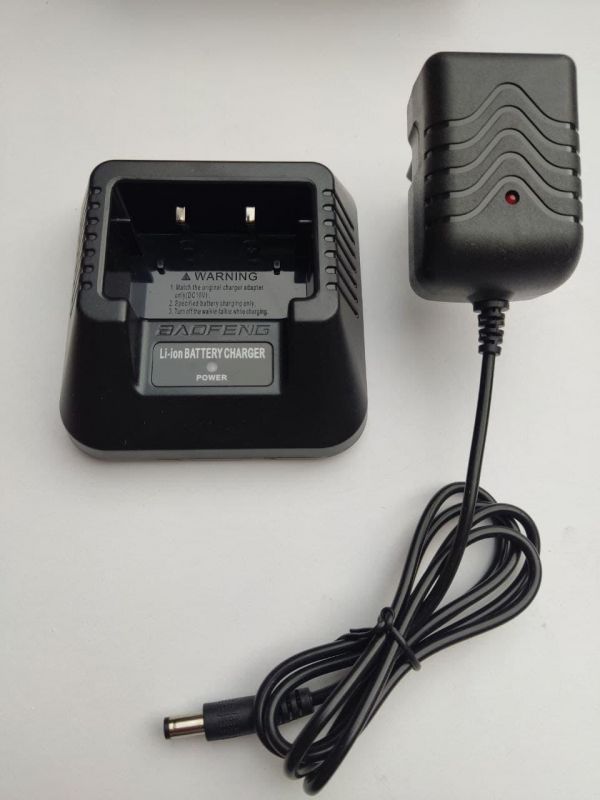 Зарядное устройство (оригинальное) для рации Baofeng UV-5R