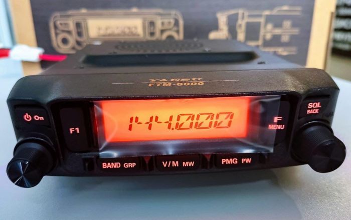 Yaesu FTM-6000R мобільна радіостанція