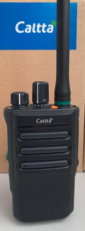 Caltta PH600 портативна аналого-цифрова радіостанція