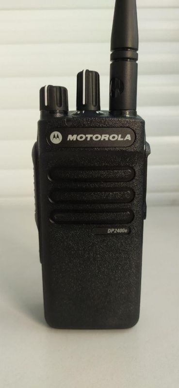 Motorola DP2400e VHF DMR радиостанция аналогово-цифровая Motorola DP2400e VHF DMR радиостанция аналогово-цифровая