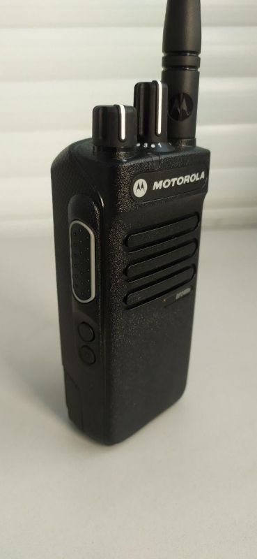 Motorola MOTOTRBO DP2400e UHF