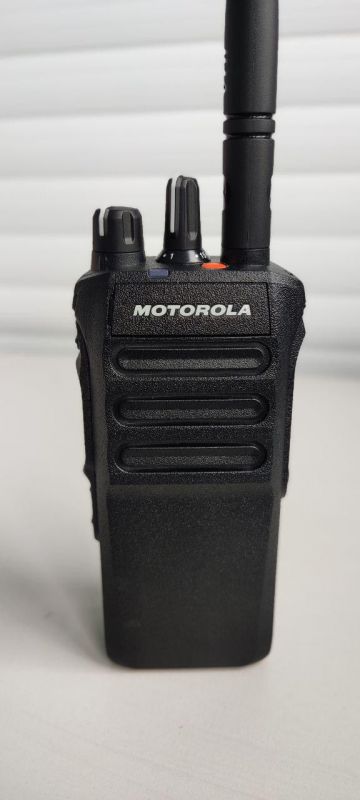 Motorola R7a VHF DMR портативная радиостанция Motorola R7a VHF DMR портативная радиостанция