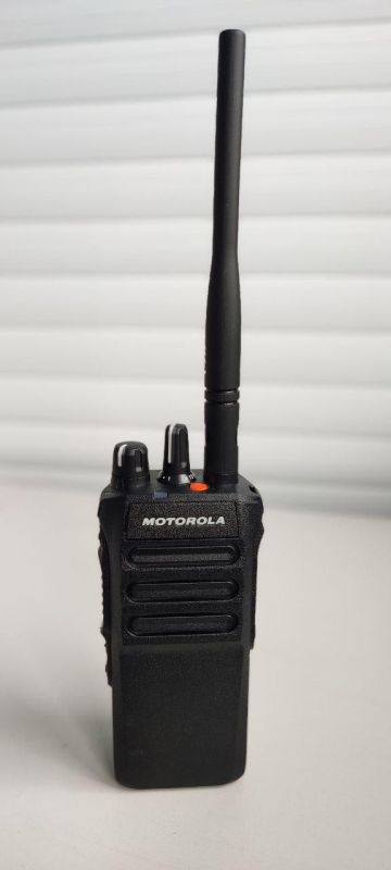 Motorola R7a VHF DMR портативна радіостанція
