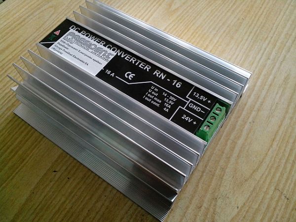 Перетворювач напруги 24 в на 12 В RN-16 (16A) Перетворювач напруги 24 в на 12 В RN-16 (16A)