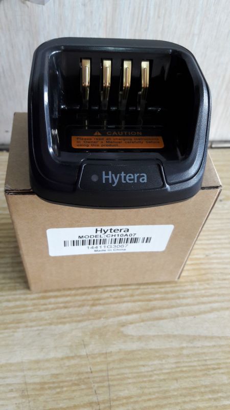 CH10A07 зарядний ус-для радіостанцій Hytera