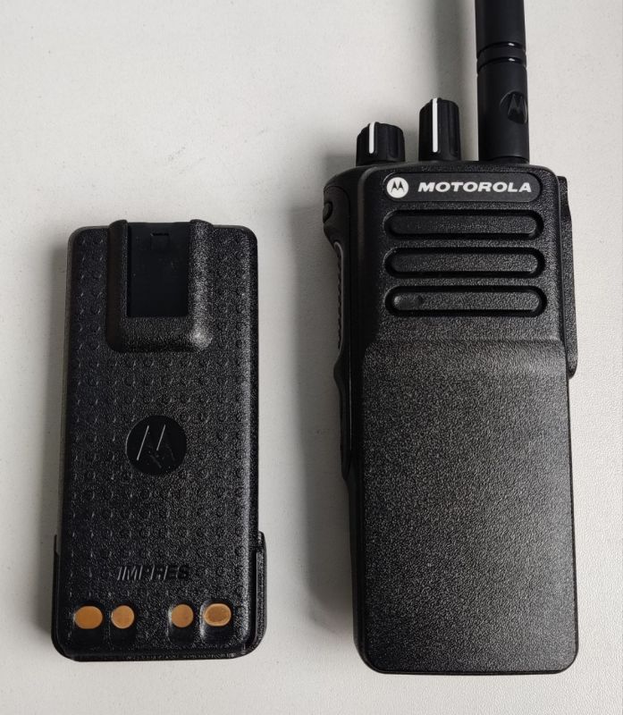 Motorola DP4401e VHF радиостанція портативна
