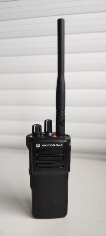 Motorola DP4401e VHF радиостанція портативна